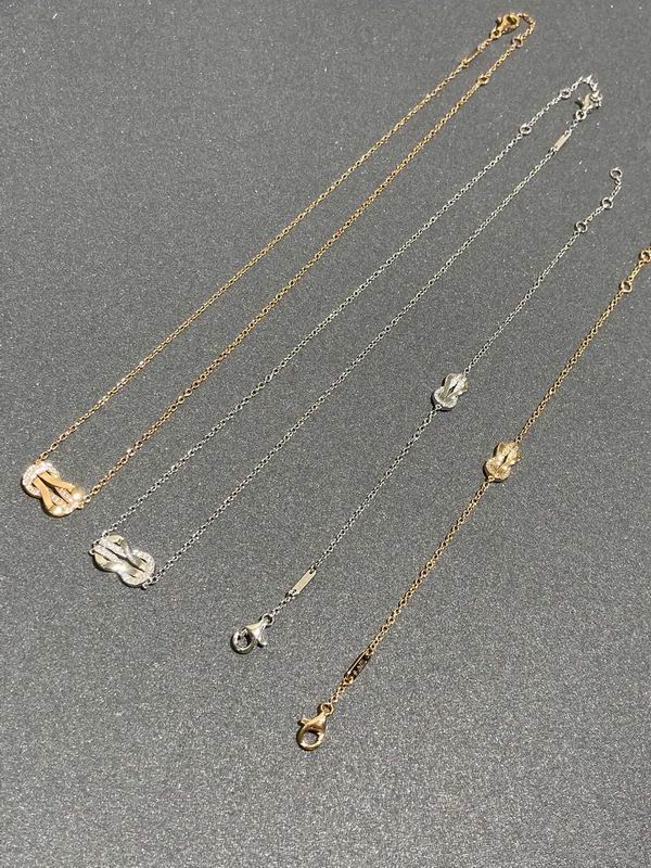 Fendi necklace 08yxq01